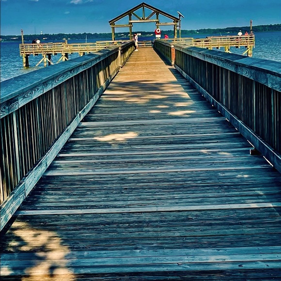 Meet your Posher, Tamara - Picture 1 of 1